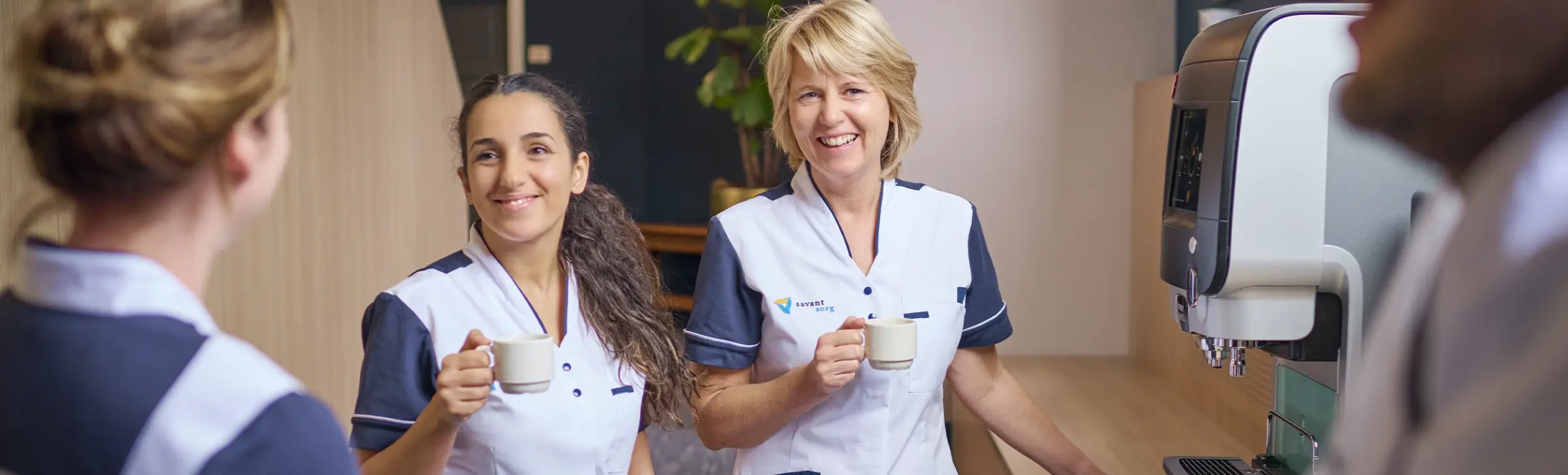 Savant_Banner_Case_1